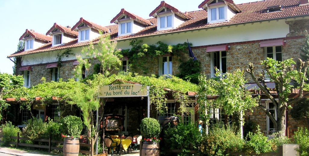 Au Bord Du Lac Hotel Saint-Rémy-lès-Chevreuse Exterior foto